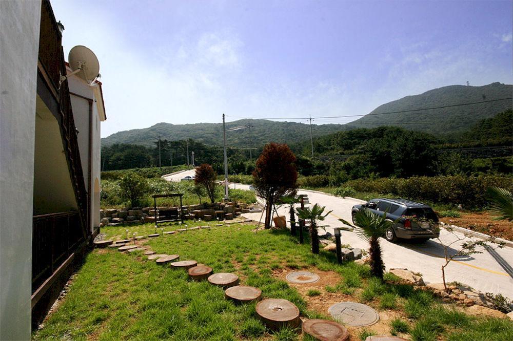 Ever Green Pension Geoje Εξωτερικό φωτογραφία